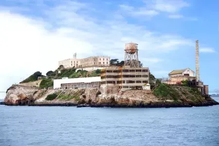 Alcatraz visto desde un barco